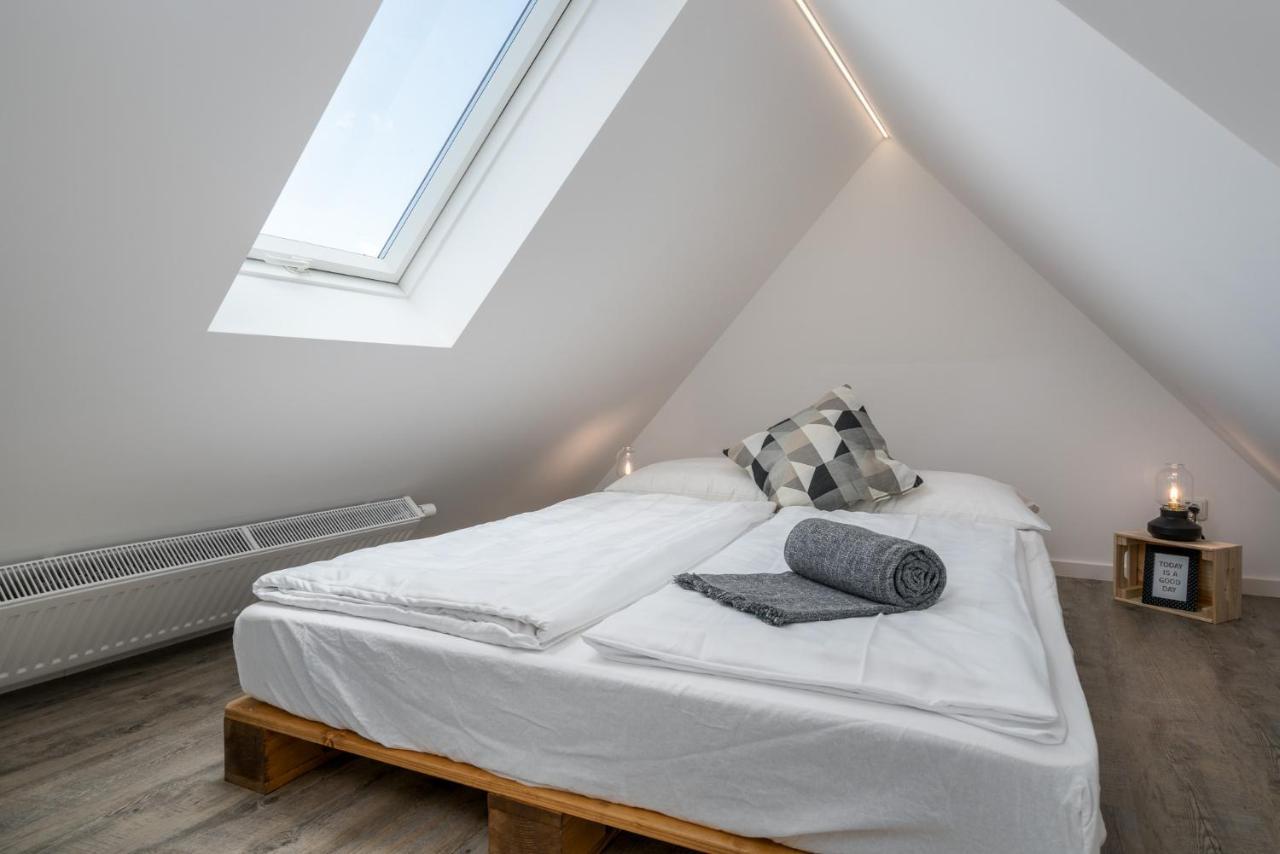Cassel Lofts - Stilvolles Loft Im Gruenen Mit Balkon Nahe Vw-Werk Apartamento Exterior foto